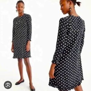 Excellent condition silk star print dress in black-and-white from JCrew. Sz 2
